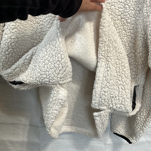 Ivory Ella Cloud Sherpa Zip Off-white Pullover Jacket Size XL - Picture 11 of 15